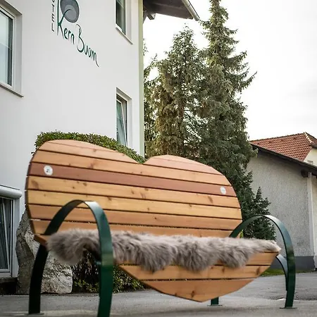 Kern Buam Otel Graz