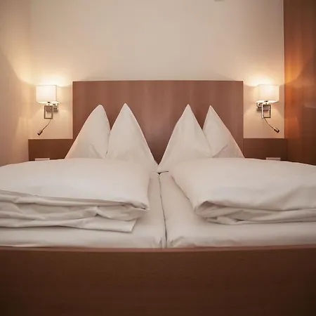Kern Buam Hotell 3*